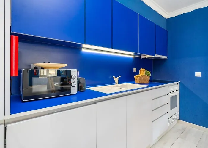 Charming Blue * Αλμπουφέιρα